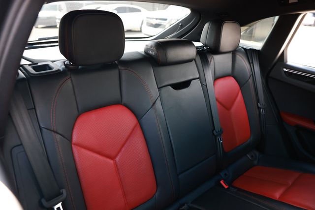 2017 Porsche Macan AWD - 23046056 - 16