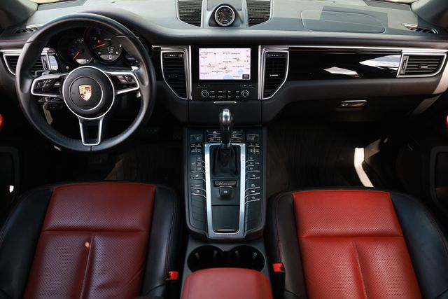 2017 Porsche Macan AWD - 23046056 - 23