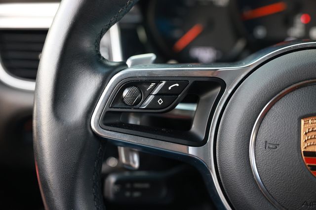 2017 Porsche Macan AWD - 23046056 - 28