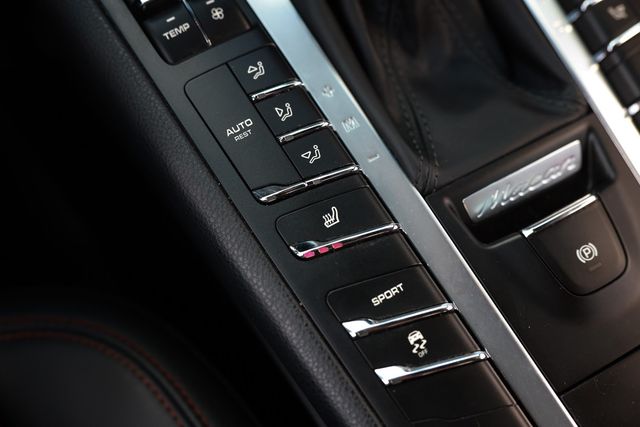 2017 Porsche Macan AWD - 23046056 - 41