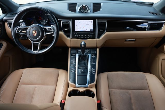 2017 Porsche Macan AWD - 23032848 - 23