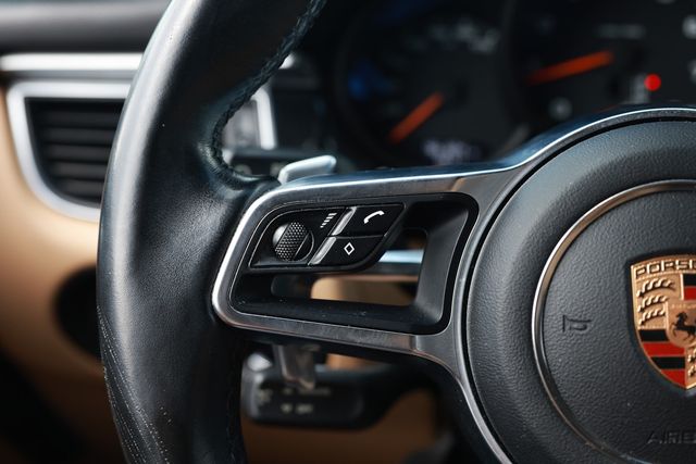 2017 Porsche Macan AWD - 23032848 - 30
