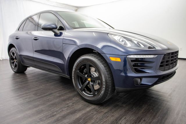 2017 Porsche Macan AWD - 22287250 - 27