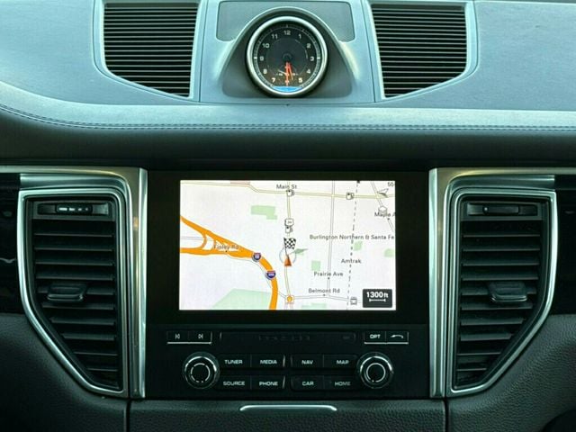 2017 Porsche Macan AWD - 23003968 - 21