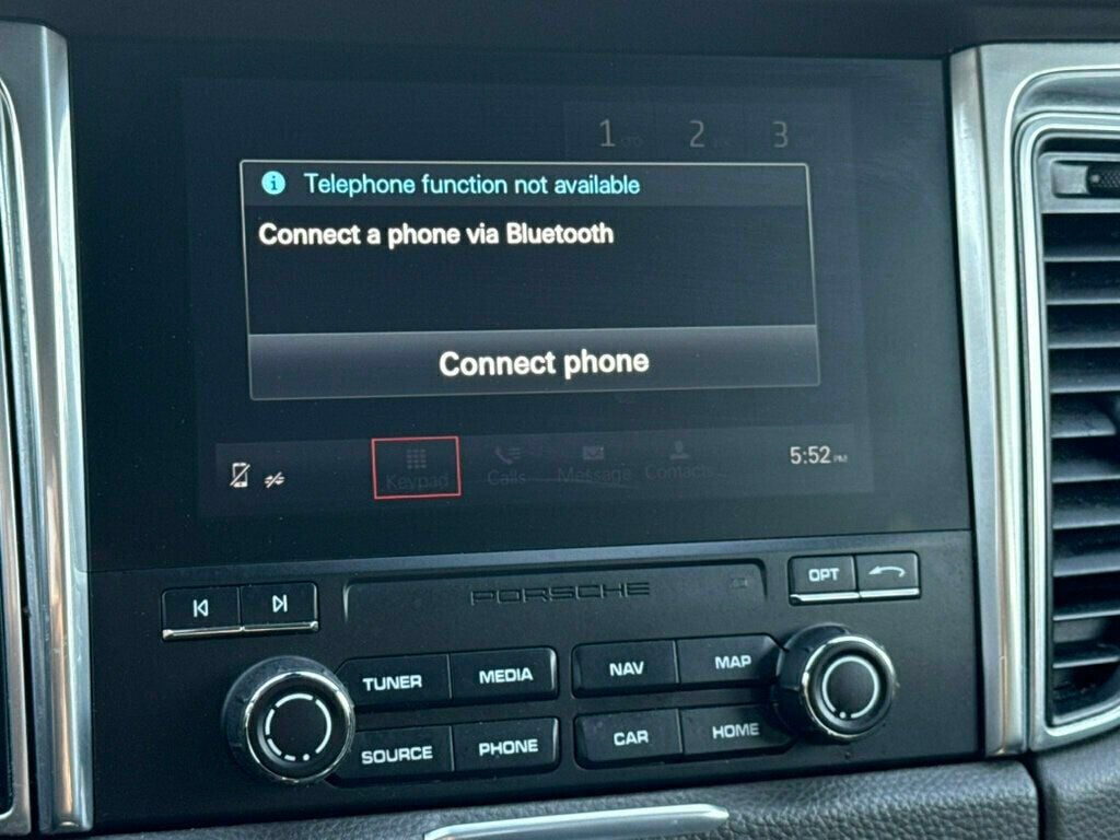 2017 Porsche Macan AWD - 23003968 - 26