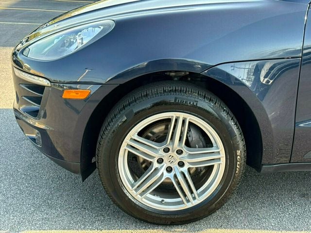 2017 Porsche Macan AWD - 23003968 - 35
