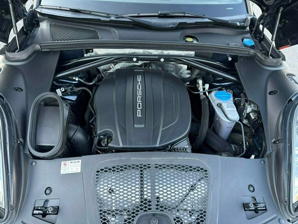 2017 Porsche Macan AWD - 23003968 - 42
