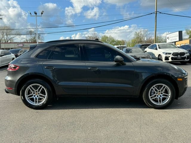 2017 Porsche Macan AWD - 23013135 - 16