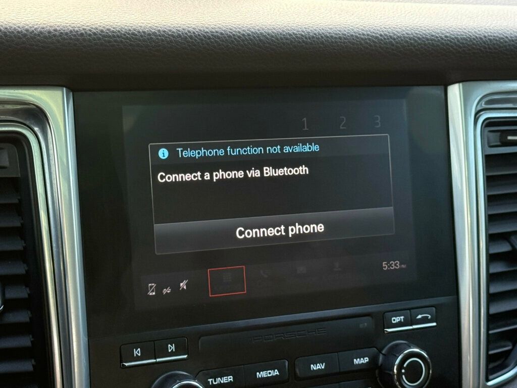 2017 Porsche Macan AWD - 23013135 - 29