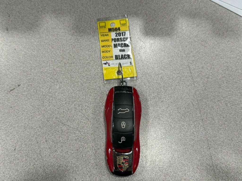 2017 Porsche Macan AWD - 23013135 - 46