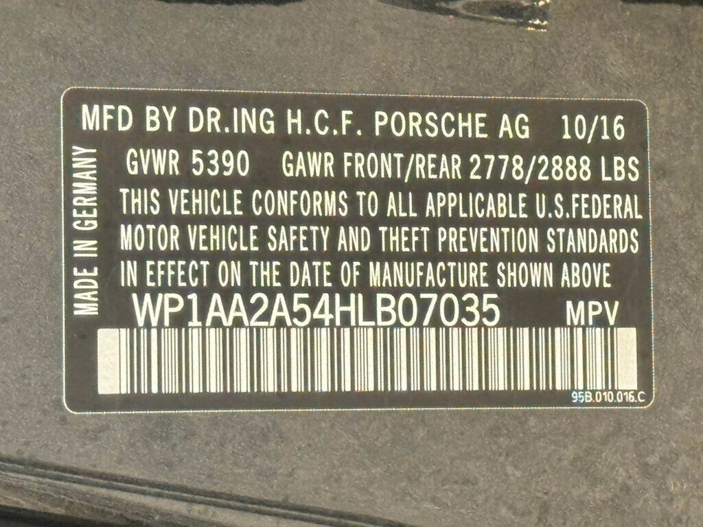 2017 Porsche Macan AWD - 23013135 - 47