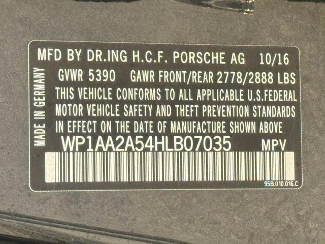 2017 Porsche Macan AWD - 23013135 - 47