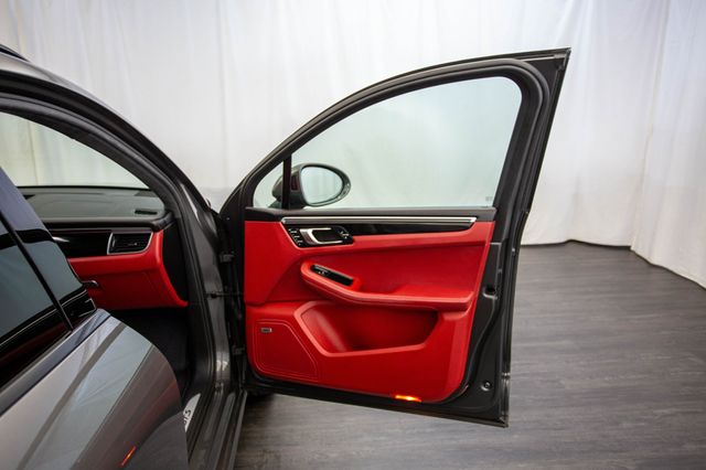 2017 Porsche Macan AWD 4dr GTS - 22911289 - 16