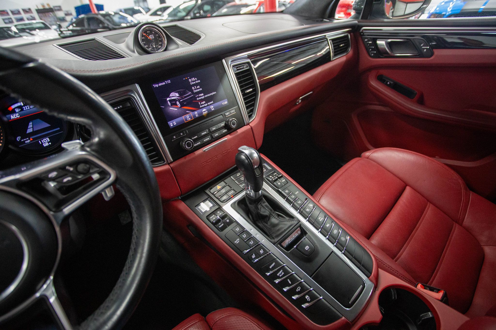 2017 Porsche Macan GTS photo 8