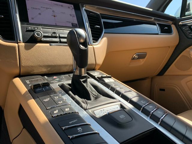 2017 Porsche Macan AWD 4dr S - 22883587 - 23