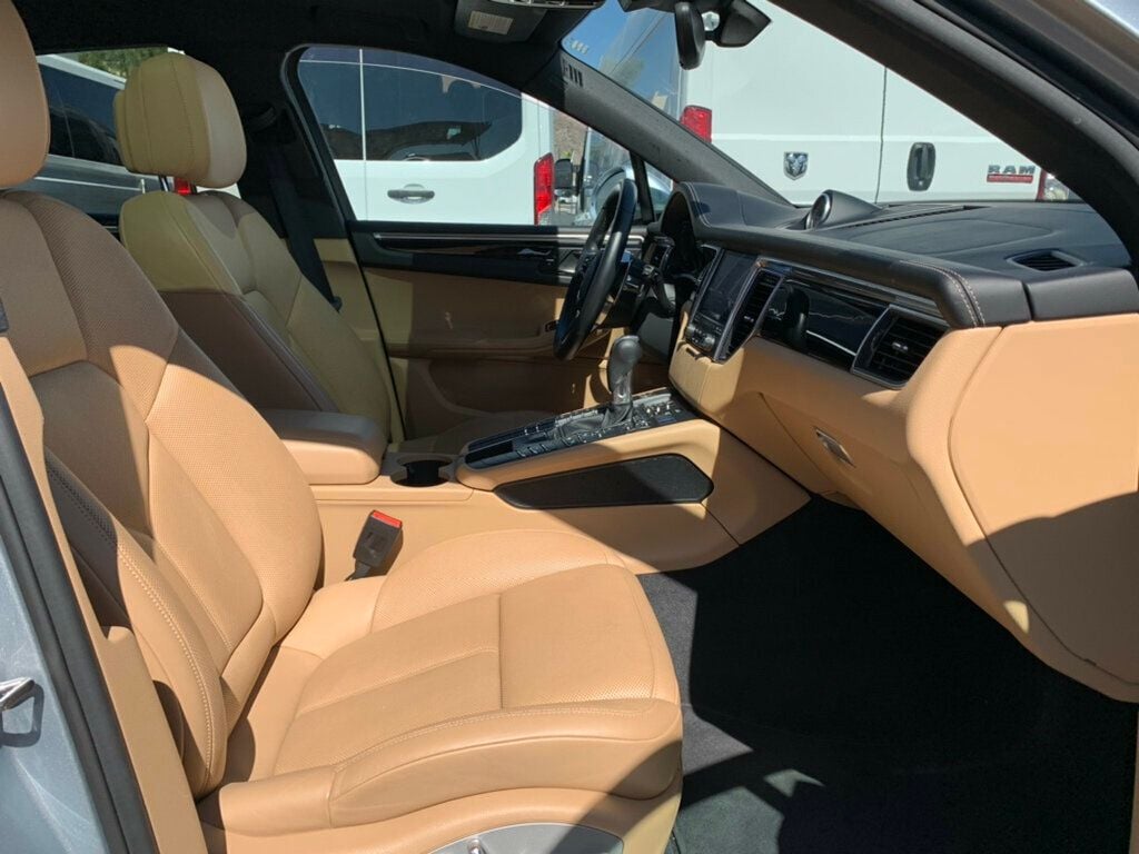 2017 Porsche Macan AWD 4dr S - 22883587 - 25