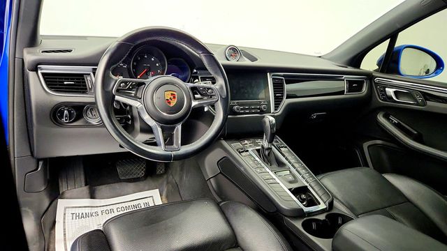2017 Porsche Macan AWD w/ 20'' Sport Wheels, Premium Pkg, Nav & Panoramic Roof - 23029480 - 12