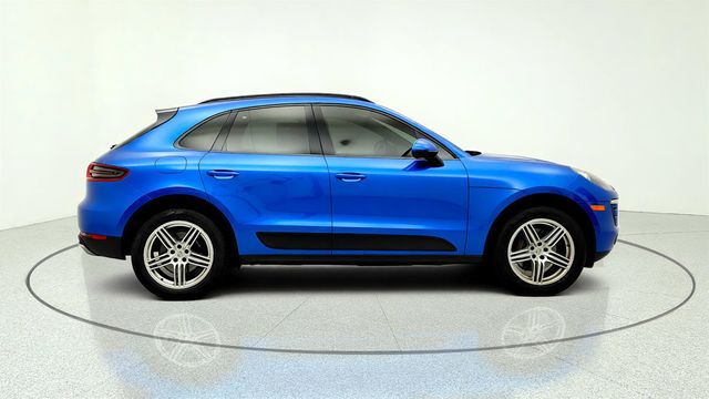 2017 Porsche Macan AWD w/ 20'' Sport Wheels, Premium Pkg, Nav & Panoramic Roof - 23029480 - 3