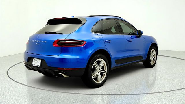 2017 Porsche Macan AWD w/ 20'' Sport Wheels, Premium Pkg, Nav & Panoramic Roof - 23029480 - 4