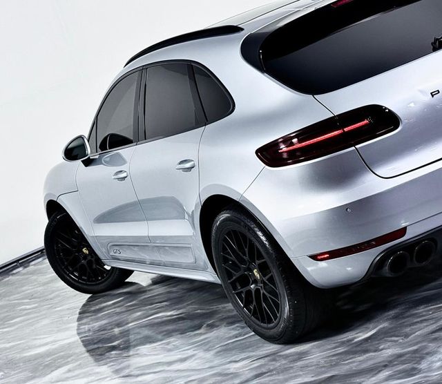 2017 Porsche Macan GTS - 23030302 - 12