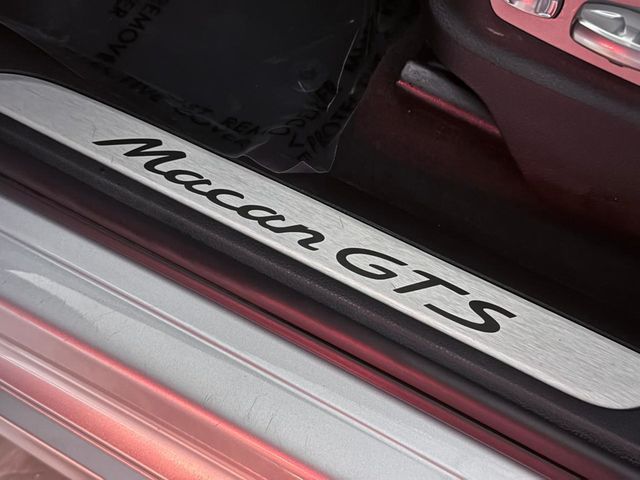 2017 Porsche Macan GTS - 23030302 - 18