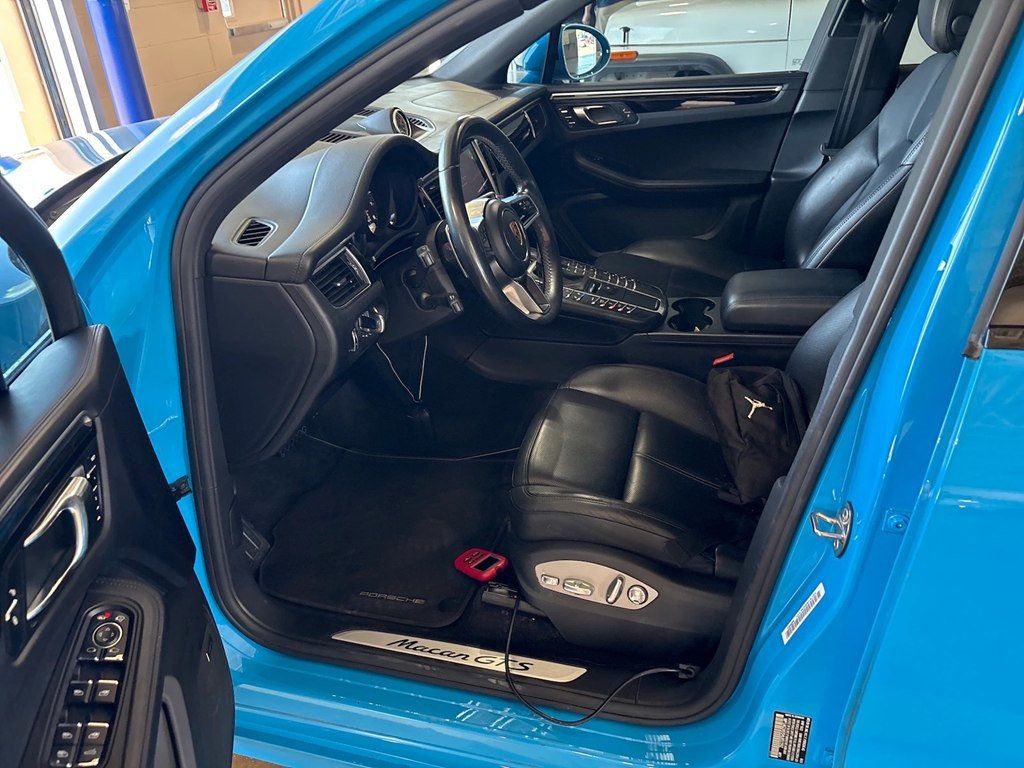 2017 Porsche Macan GTS - 23085764 - 11