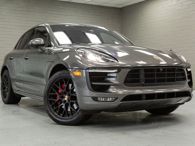 2017 Porsche Macan