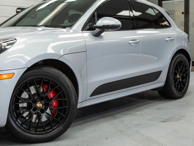 2017 Porsche Macan GTS AWD - 22979207 - 12