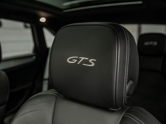 2017 Porsche Macan GTS AWD - 22979207 - 24