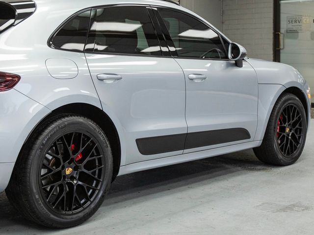 2017 Porsche Macan GTS AWD - 22979207 - 38