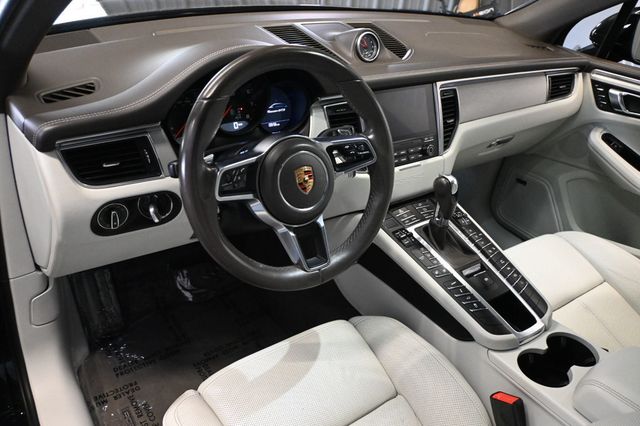 2017 Porsche Macan GTS PCCB Premium Plus PTV Plus 1 Owner - 23083093 - 9