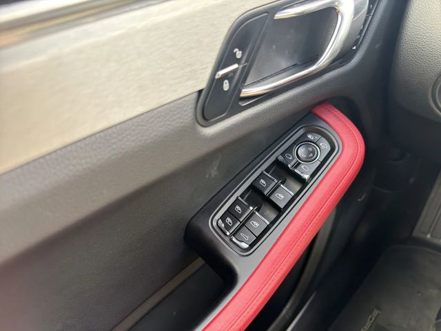 2017 Porsche Macan GTS Sport Utility 4D - 22972217 - 11