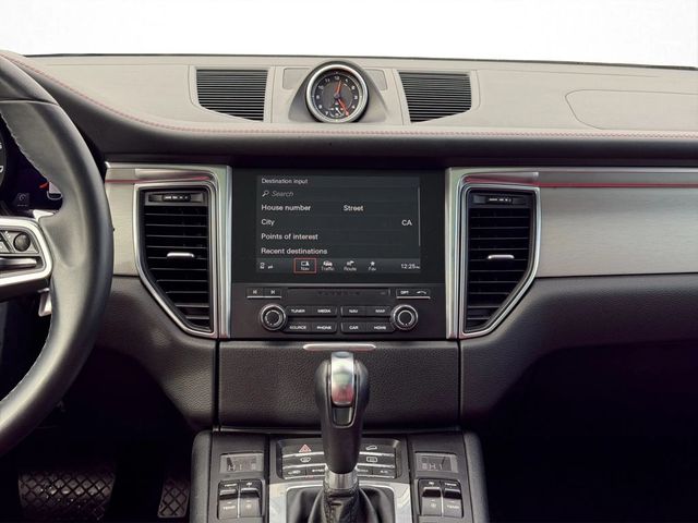 2017 Porsche Macan GTS Sport Utility 4D - 22972217 - 14