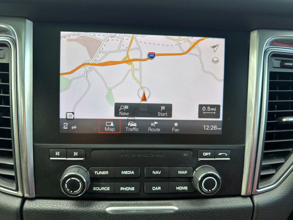 2017 Porsche Macan GTS Sport Utility 4D - 22972217 - 15