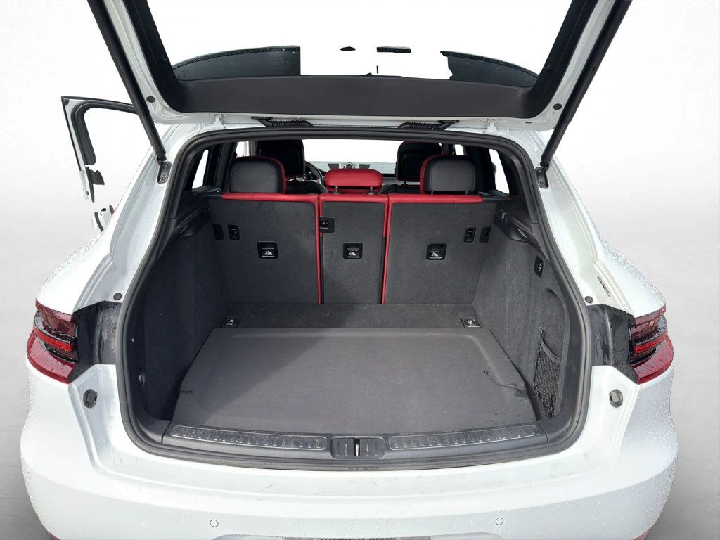 2017 Porsche Macan GTS Sport Utility 4D - 22972217 - 22