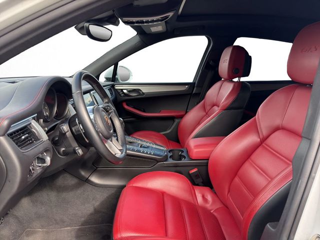 2017 Porsche Macan GTS Sport Utility 4D - 22972217 - 8