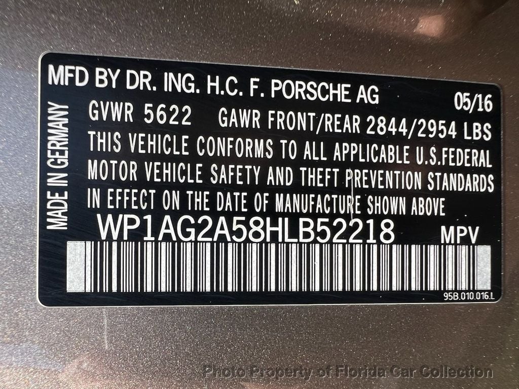 2017 Porsche Macan GTS Turbo AWD PDK - 22828732 - 99