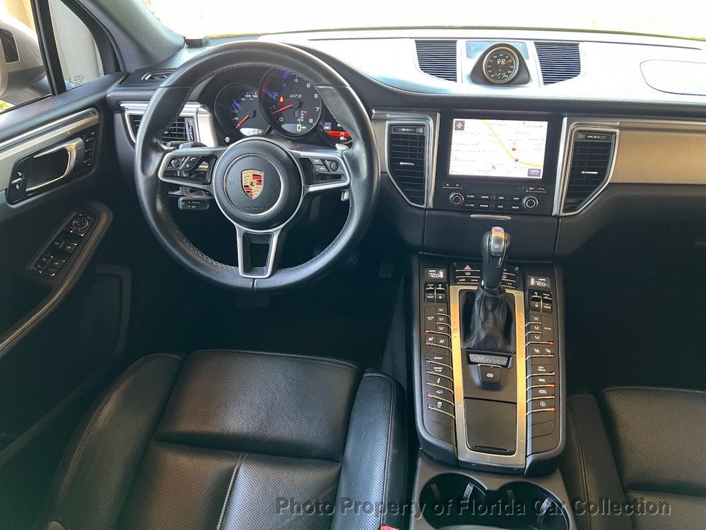 2017 Porsche Macan GTS Turbo photo 10