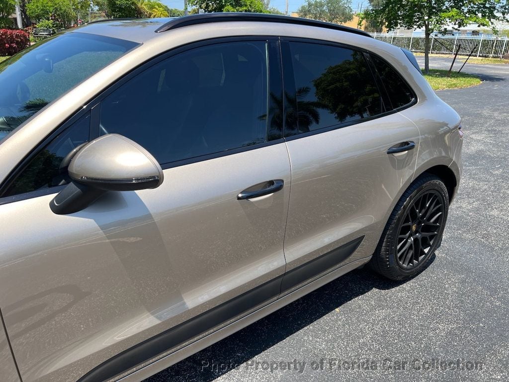 2017 Porsche Macan GTS Turbo photo 19