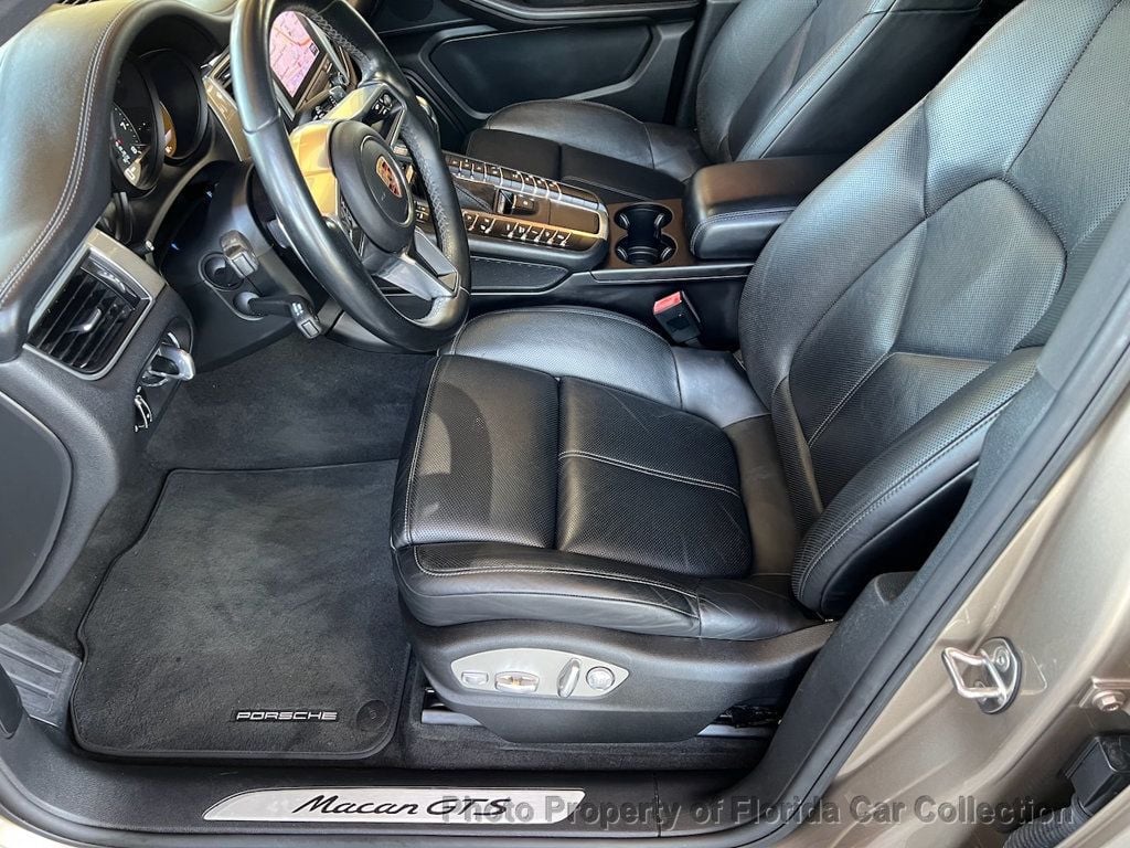 2017 Porsche Macan GTS Turbo photo 33