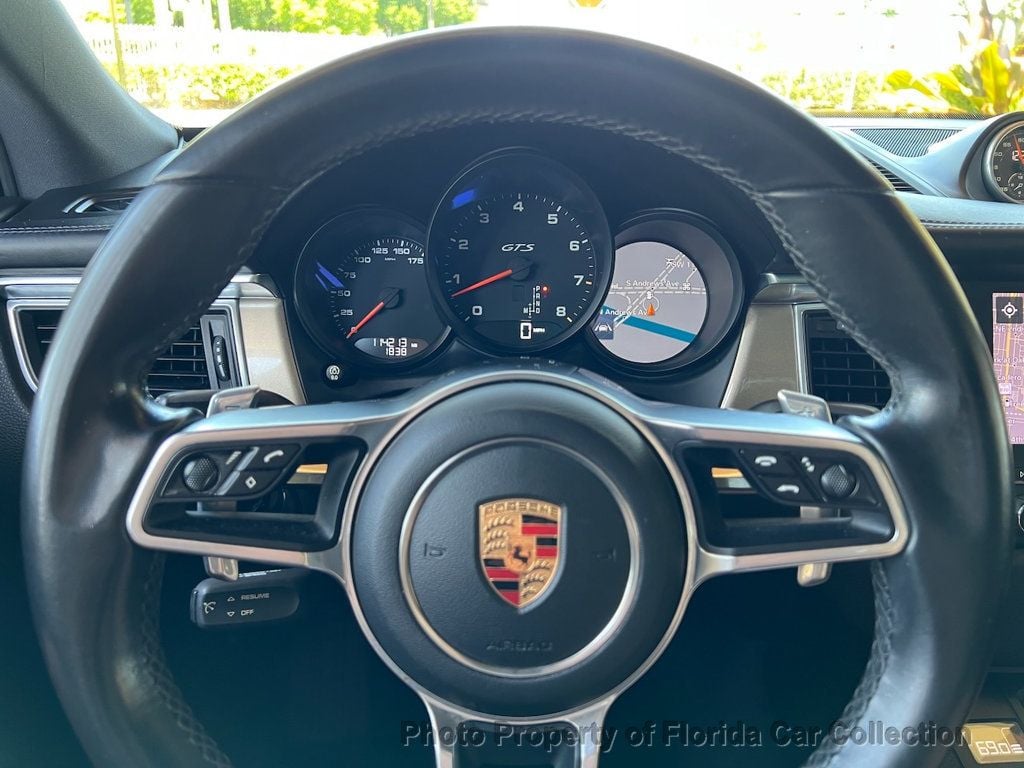 2017 Porsche Macan GTS Turbo photo 50