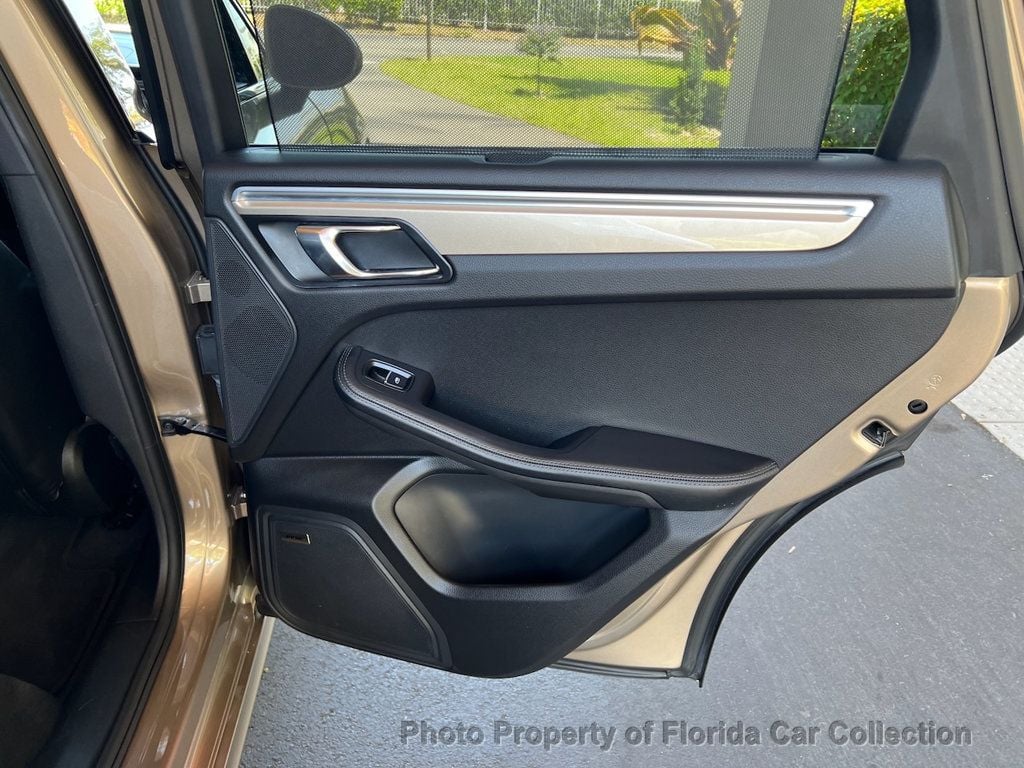 2017 Porsche Macan GTS Turbo AWD PDK - 22828732 - 75