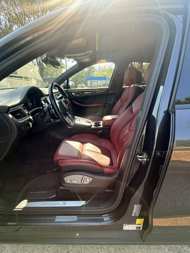 2017 Porsche Macan LocalTrade/MSRP$67670/PremiumPkgPlus/Heated&CooledSeats/PanoRoof - 23080527 - 9