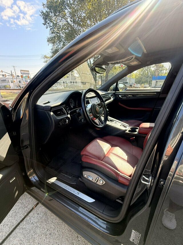 2017 Porsche Macan LocalTrade/MSRP$67670/PremiumPkgPlus/Heated&CooledSeats/PanoRoof - 23080527 - 8
