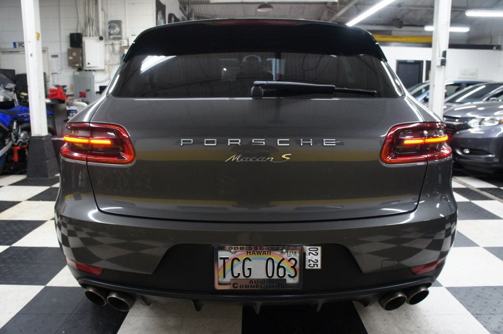 2017 Porsche Macan Macan S, 1-Owner, Low Mileage - 22739842 - 8