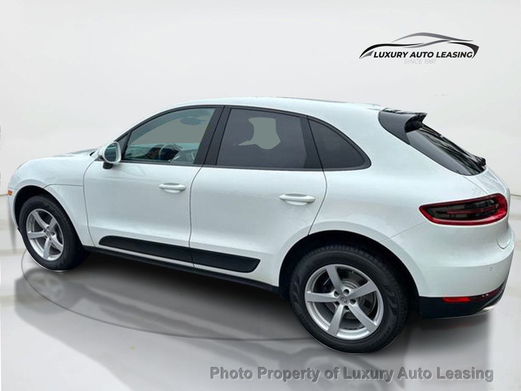 2017 Porsche Macan photo 7