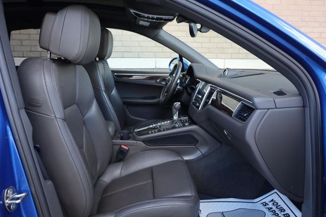 2017 Porsche Macan S - 23045915 - 30