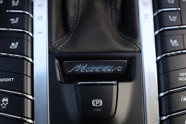 2017 Porsche Macan S - 23045915 - 50