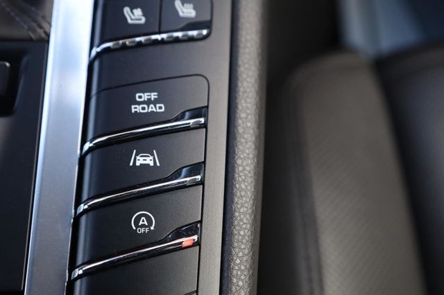 2017 Porsche Macan S - 23045915 - 51