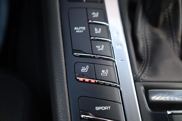 2017 Porsche Macan S - 23045915 - 55